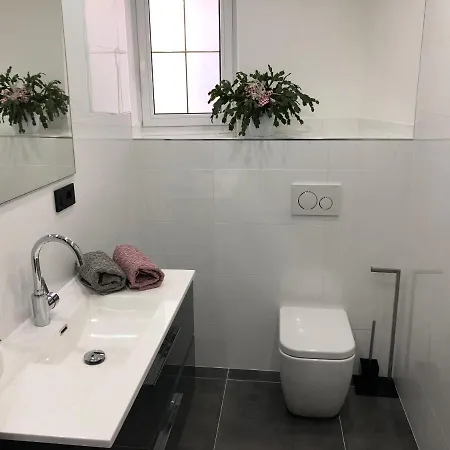 Aria Guest house 3*