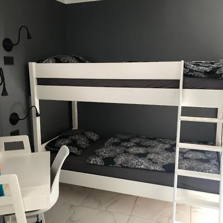 Aria Guest house 3*