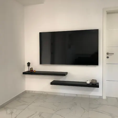Aria Guest house 3*