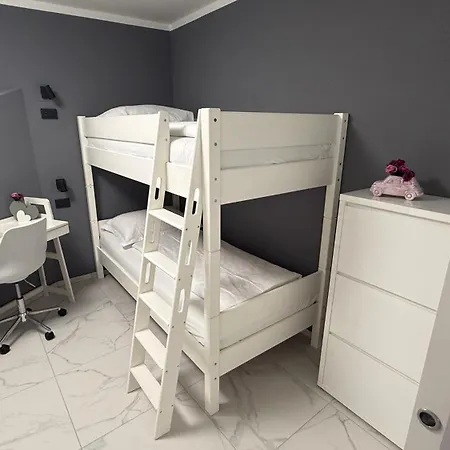 Aria Hiša za goste 3*